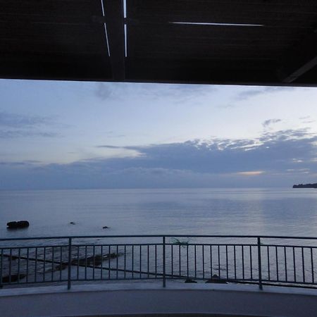 Atlantis Aparthotel Плакиас Екстериор снимка